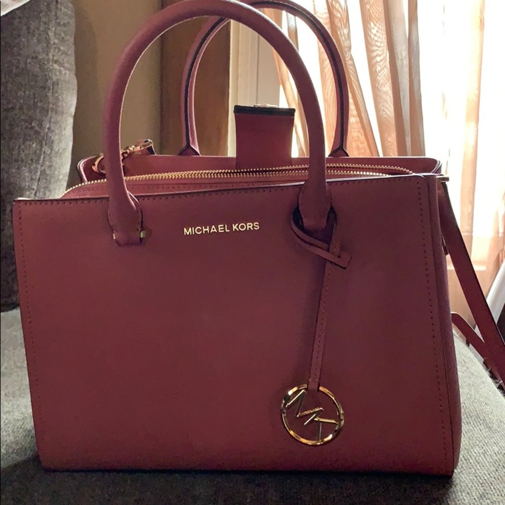 Michael Kors purse